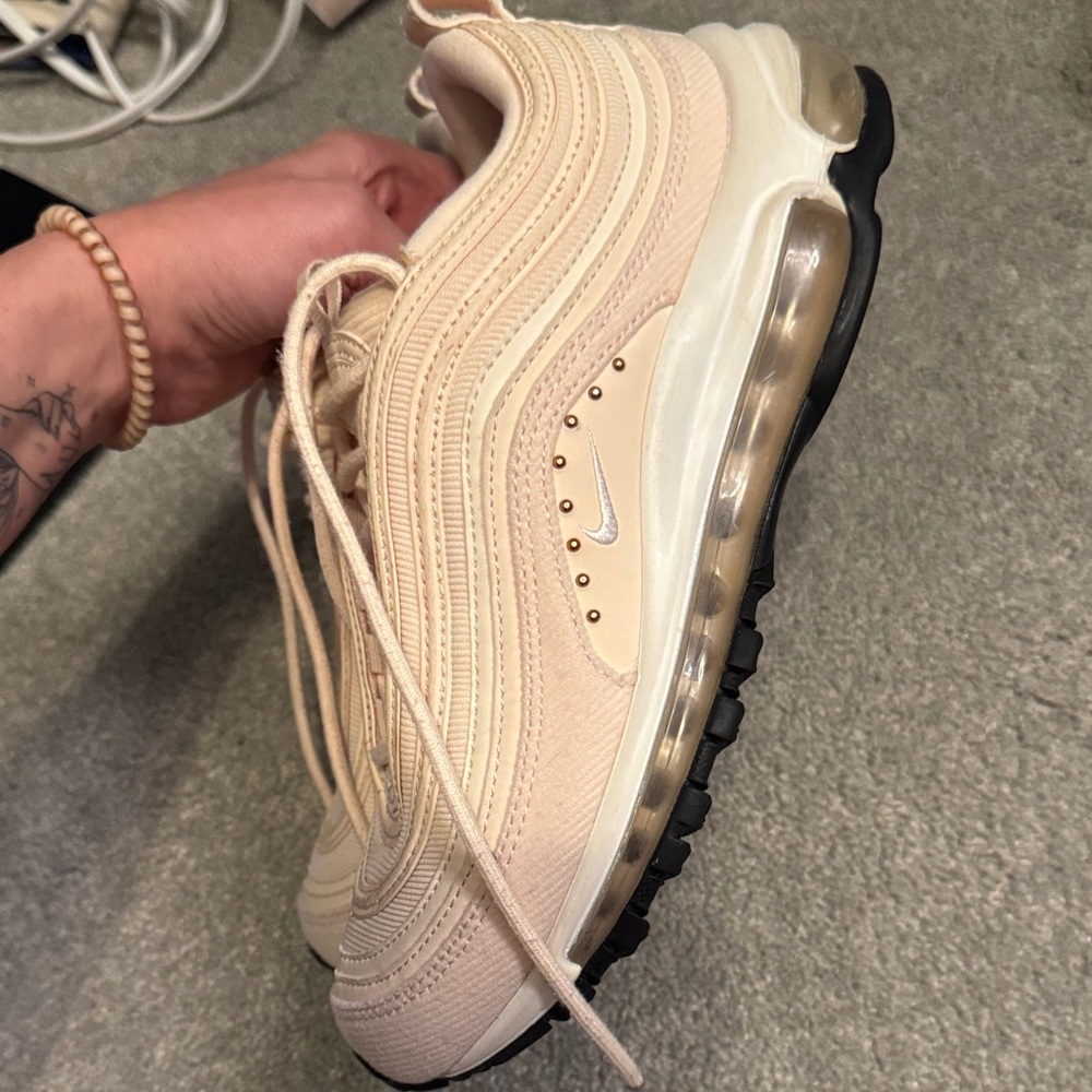 Nike Women's Sneakers in Light Pink